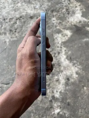 Apple iPhone 14 (Used)