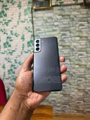 Samsung Galaxy S21 8GB 256GB 5G (Used)