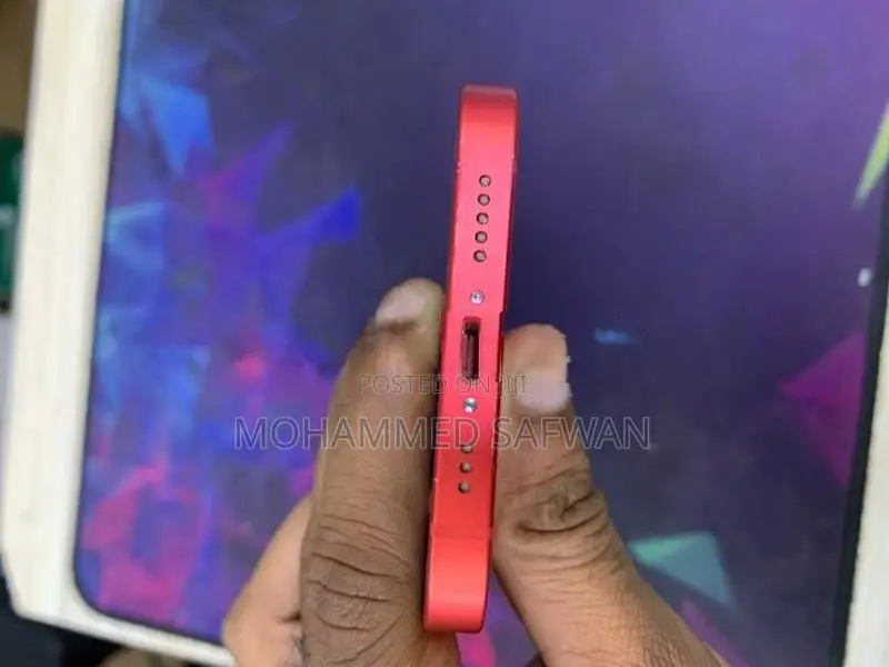 Apple iPhone 12 (Used)