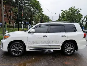 Toyota Land Cruiser Sahara 200 Diesel V8 2013