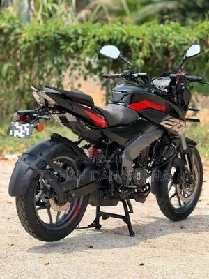 Bajaj Pulsar NS200 BS7 2025