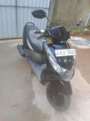 Honda Dio 2011