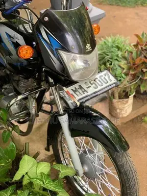 Bajaj CT100 2005