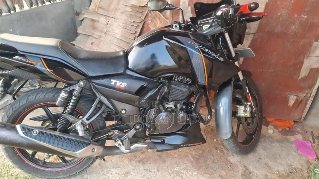 TVS Apache 2018