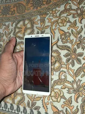 Vivo V7 (Used)