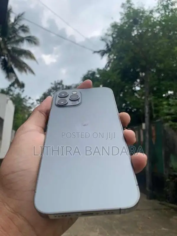 Apple iPhone 12 Pro (Used)