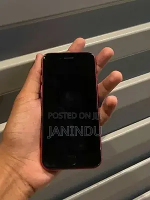 Apple iPhone SE 2 (Used)
