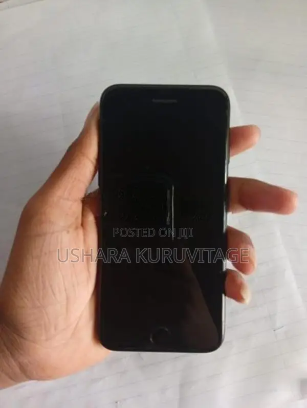 Apple iPhone 7 (Used)