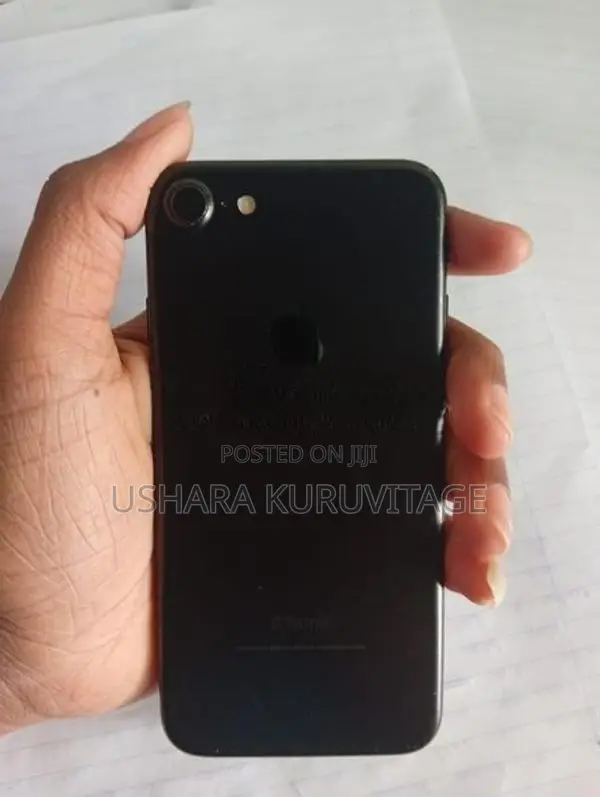 Apple iPhone 7 (Used)