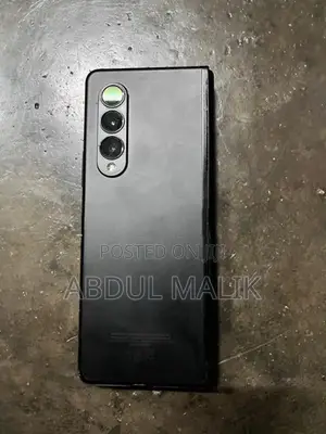 Samsung Galaxy Z Fold3 (Used)