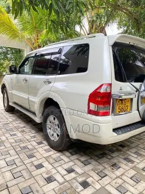 Mitsubishi Montero 2007