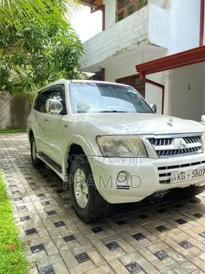 Mitsubishi Montero 2007