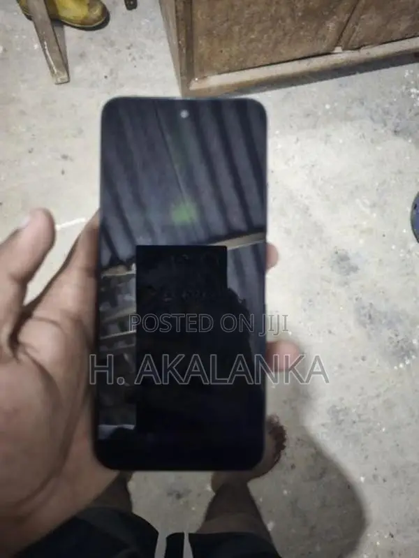 Xiaomi 12 (Used)