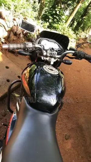 Bajaj Pulsar 180 2007