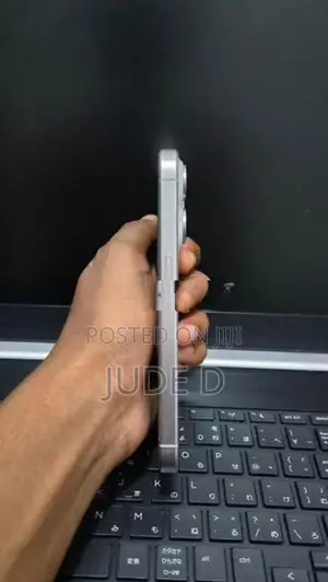 Apple iPhone 15 Pro (Used)