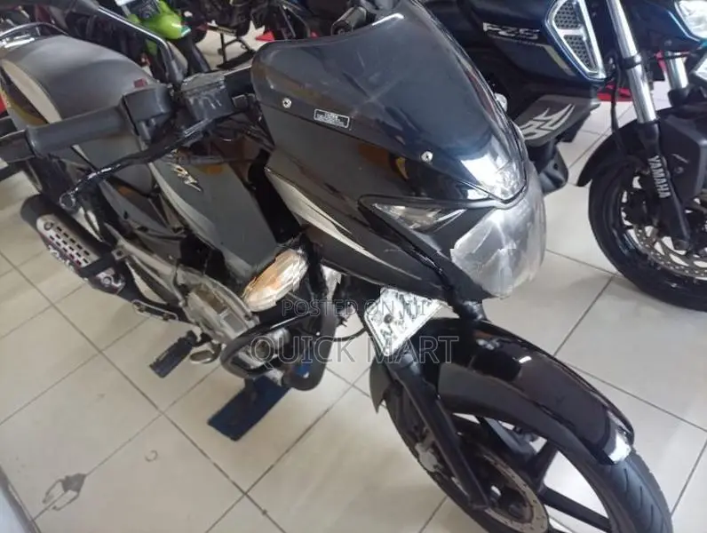Bajaj Pulsar 150 2015