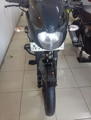 Bajaj Pulsar 150 2015