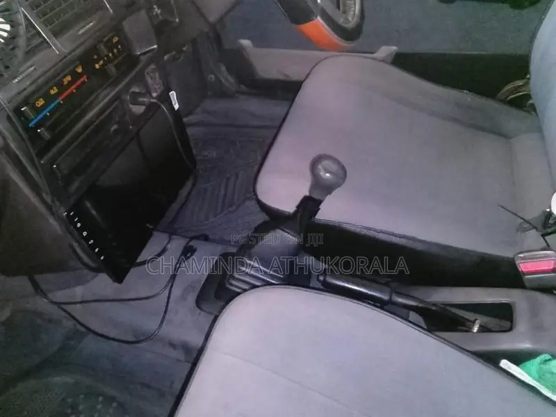 Mazda Familia Wagen 1986