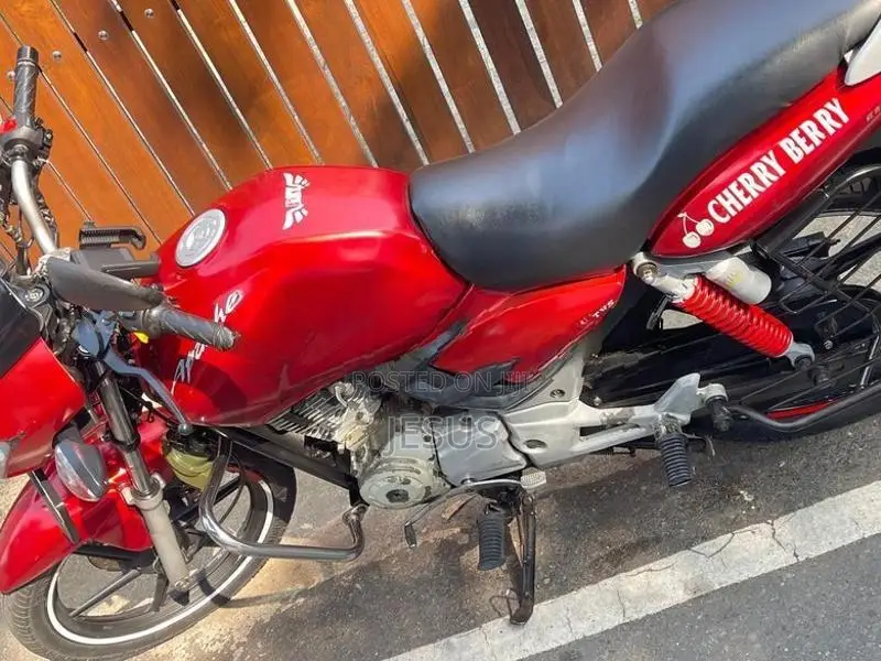 TVS Apache 2008