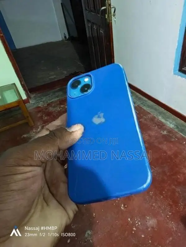 Apple iPhone 13 (Used)