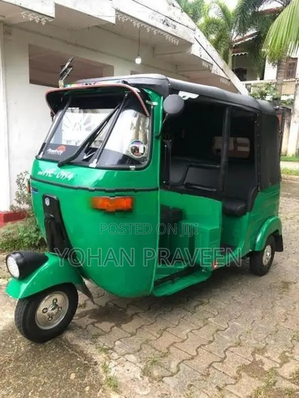 Bajaj RE 2004