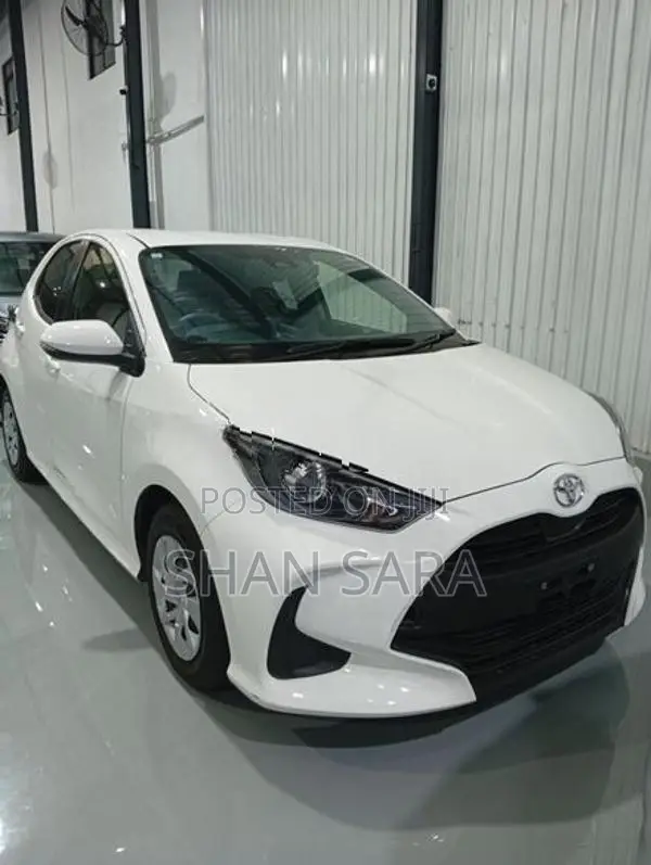 Toyota Yaris X Limited 2023