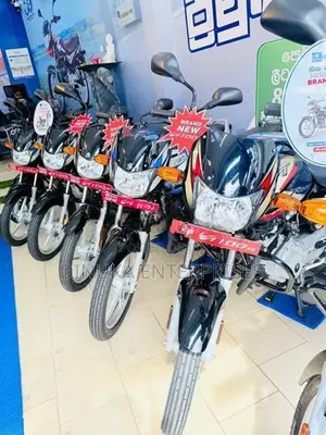 Bajaj CT100 ES 2026