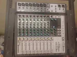 Soundcraft Mixer 12