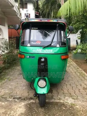 Bajaj RE 2004