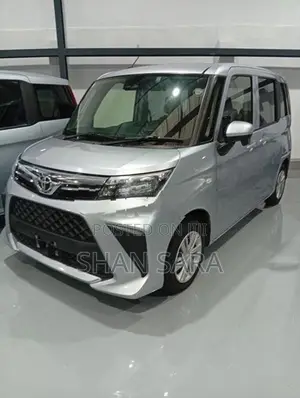 Toyota Roomy X 2024