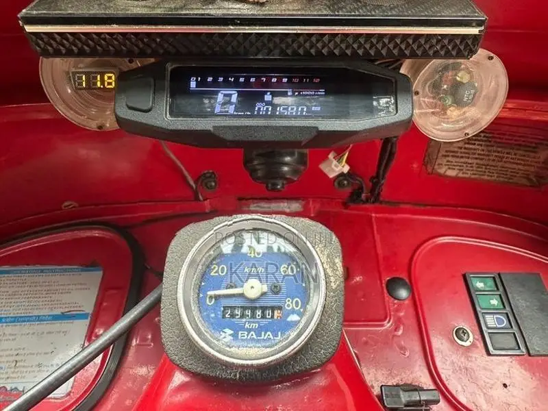 Bajaj RE 2 stroke 2005