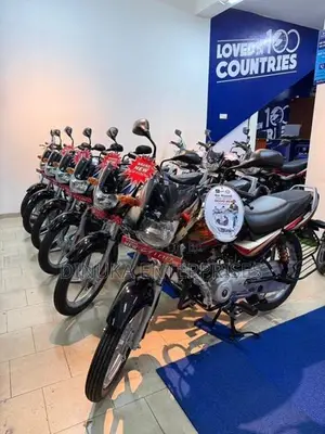 Bajaj CT100 ES 2026