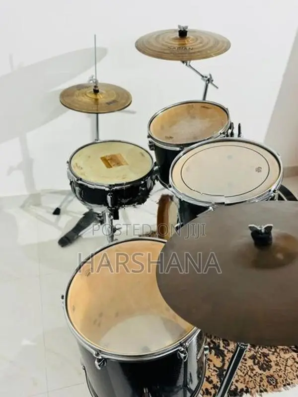 MAPEX full drum set