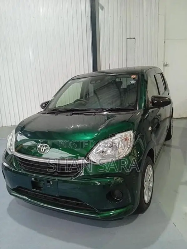 Toyota Passo X 2023