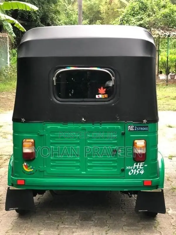 Bajaj RE 2004