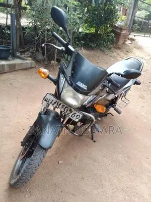 Honda CD 125 2012