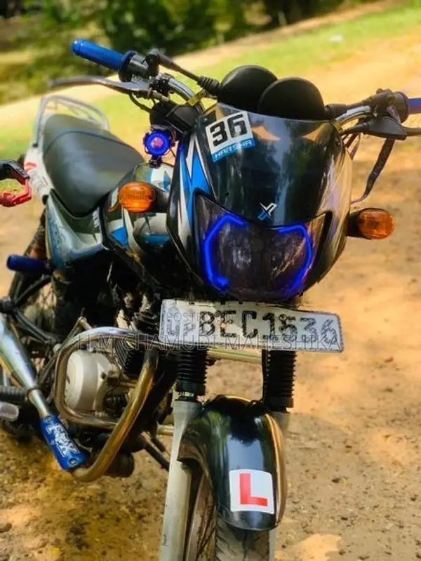 Bajaj CT100 2016