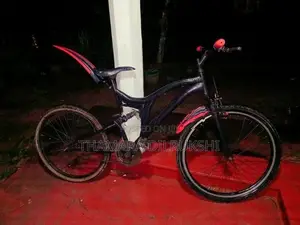 සස්පෙන්ෂන් බයිසිකලය - කළු රතු මාතර