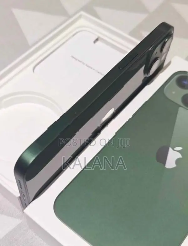 Apple iPhone 13 128GB (Used)