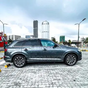 Audi Q7 3.0L Supercharged V6 2016