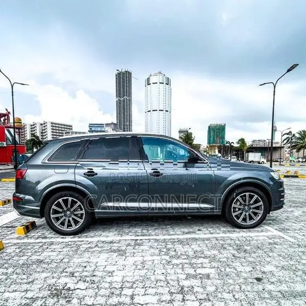 Audi Q7 3.0L Supercharged V6 2016