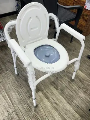 Commode Chair White