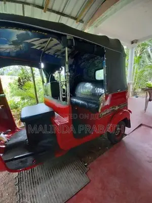 Bajaj RE 2003