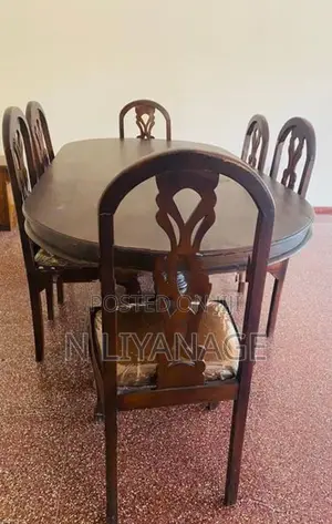 Dining table for sale