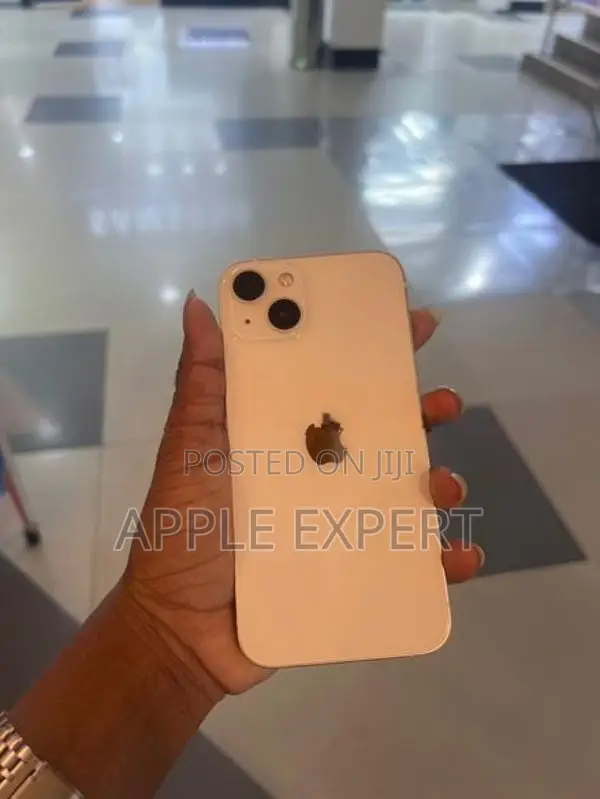 Apple iPhone 14 (Used)