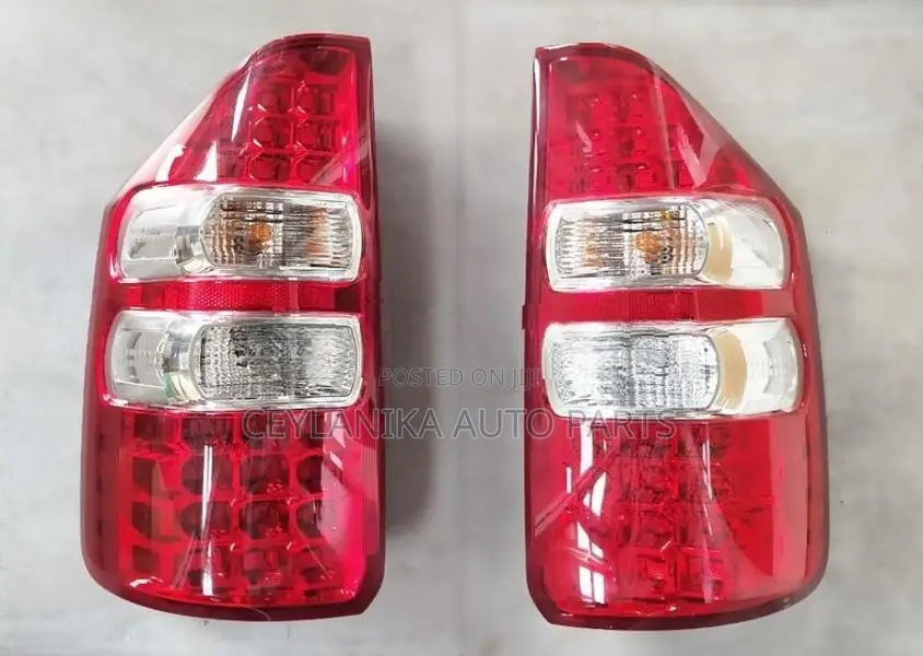 Noah ZRR70 Tail Lamp