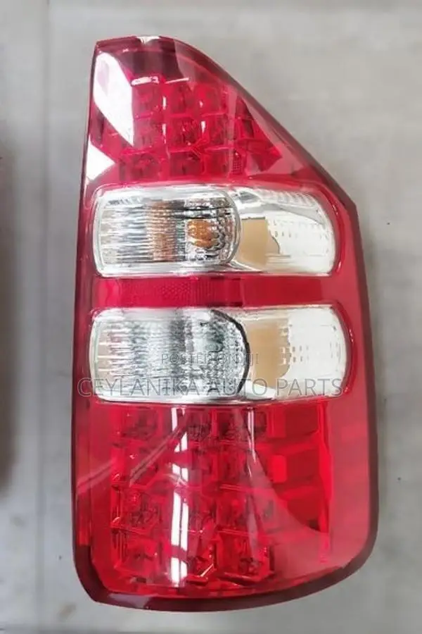 Noah ZRR70 Tail Lamp