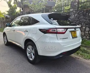 Toyota Harrier Elegance 2017