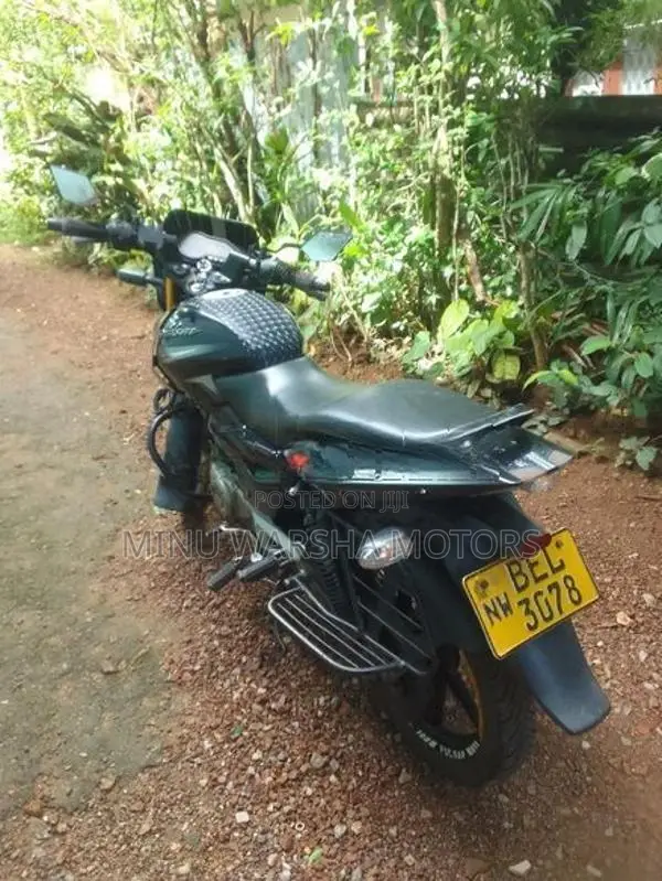 Bajaj Pulsar 150 2016