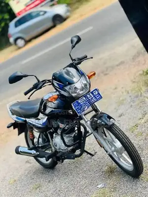 Bajaj CT100 ES 2026